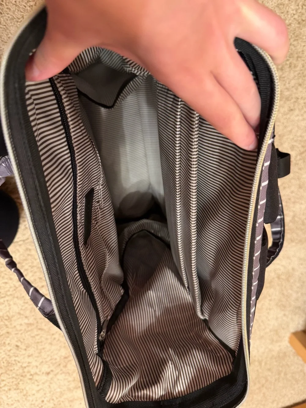 LOVEVOOK Backpack with gold zipper